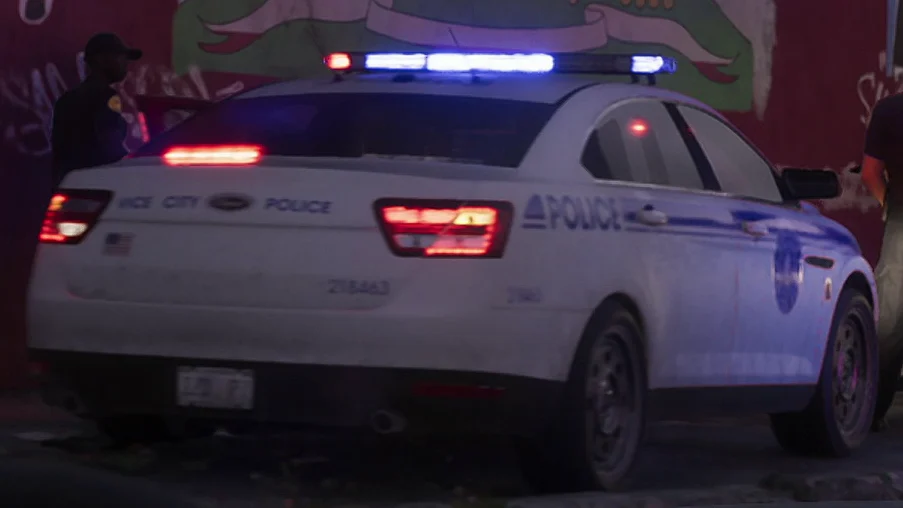 Voiture de police (intercepteur) dans GTA 6 — vue 1