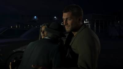 Andrés de León accueille Jason et Lucia avec une accolade dans GTA 6
