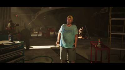 Cal Hampton à l'intérieur de Brian's Boat Works & Marina dans le deuxième trailer de GTA 6