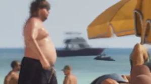 Un bateau de plongée naviguant dans les eaux au large de Vice City, vu dans le premier trailer de GTA 6.