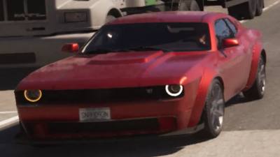 Une Bravado Gauntlet Hellfire orange roulant sur Shore Drive à Vice Beach dans le premier trailer de GTA 6