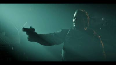 Méndez pointe un pistolet Capo dans une scène du trailer de lancement de GTA 6.