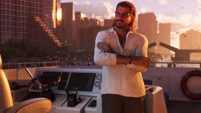 Raul Bautista sur un yacht, avec Tequesta visible à l'arrière-plan dans GTA 6