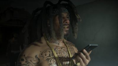 Raymond au téléphone avec Ernesto dans une séquence du large aperçu de GTA 6