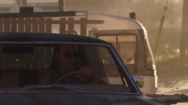 Côté d'un camping-car inspiré du Rexhall RoseAir dans GTA 6