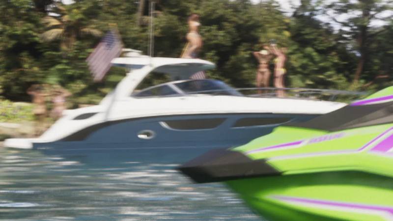 Bateau de plaisance inspiré du Sea Ray 350 Sundancer, amarré dans un port ensoleillé